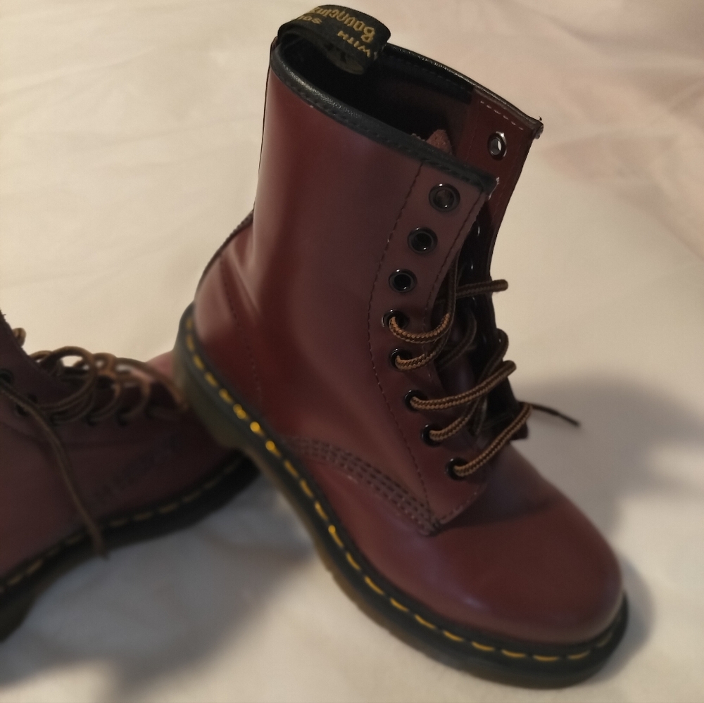 Dr. Martens 1460 Smooth Leather Lace Up Cherry Red